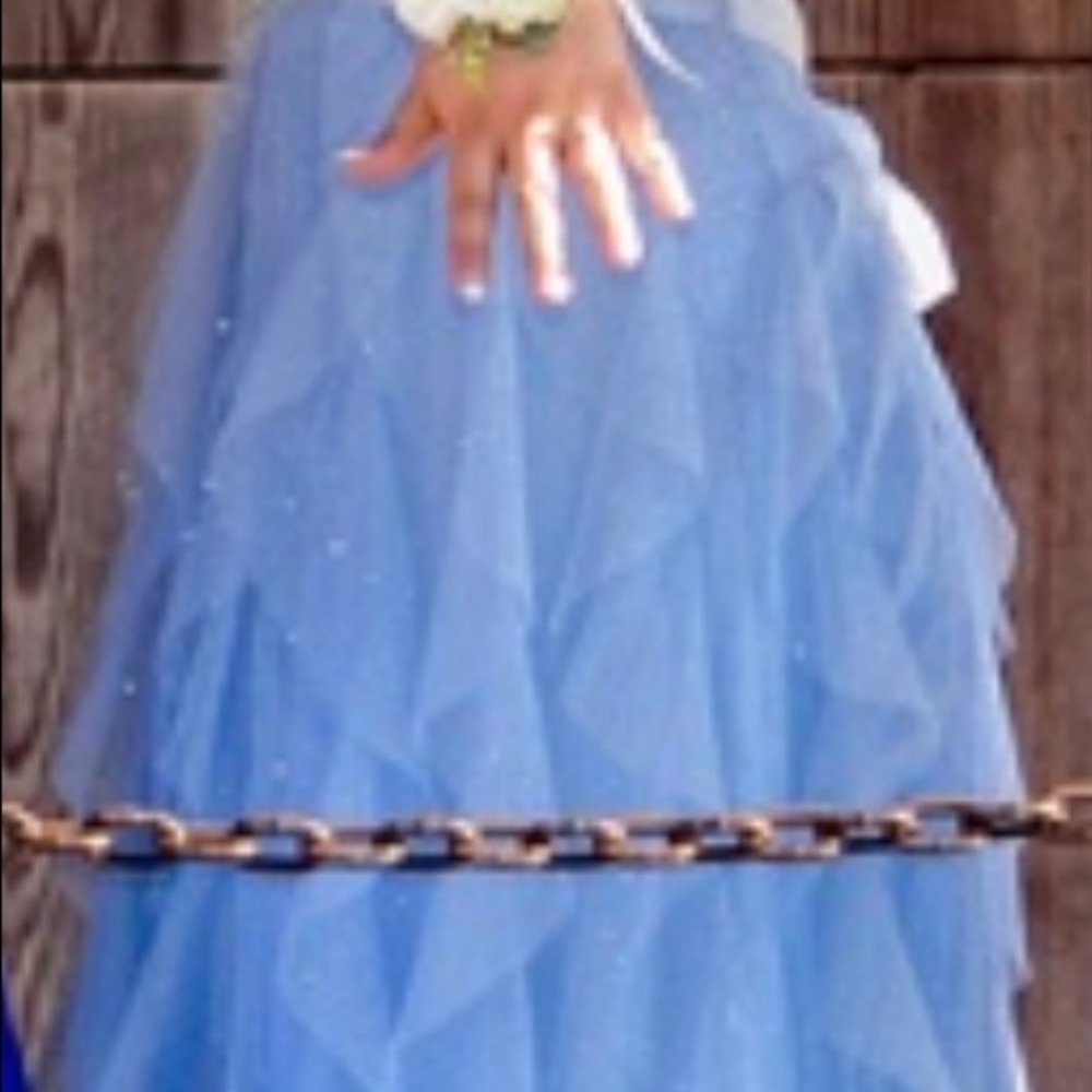 Beautiful Cinderella blue prom dress - Picture 2 of 6